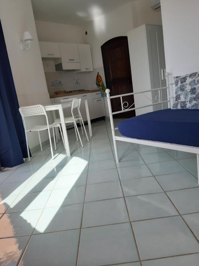 Calarossa Sardinia Apartments Isola Rossa Eksteriør bilde