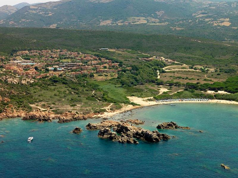 Calarossa Sardinia Apartments Isola Rossa Eksteriør bilde