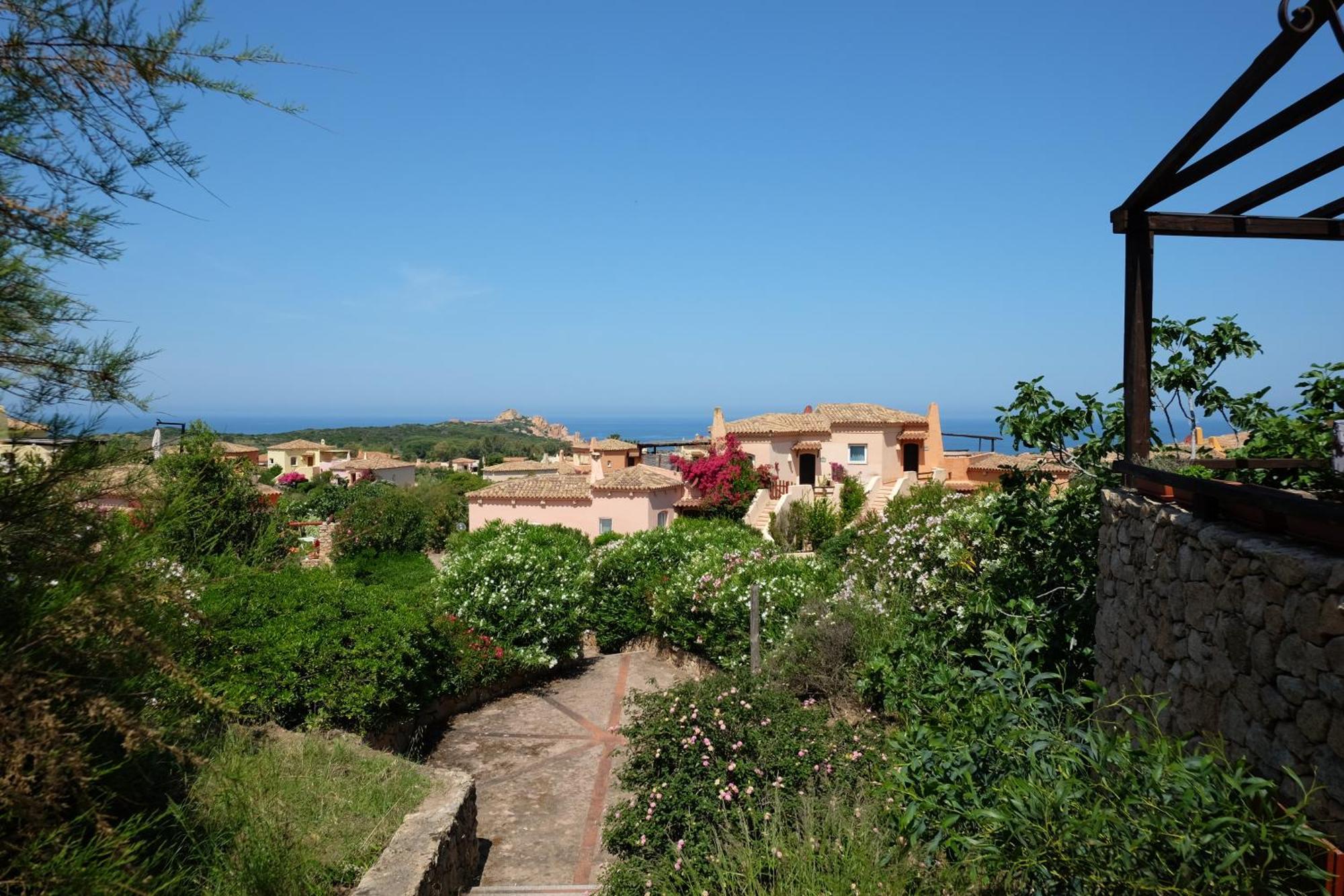 Calarossa Sardinia Apartments Isola Rossa Eksteriør bilde