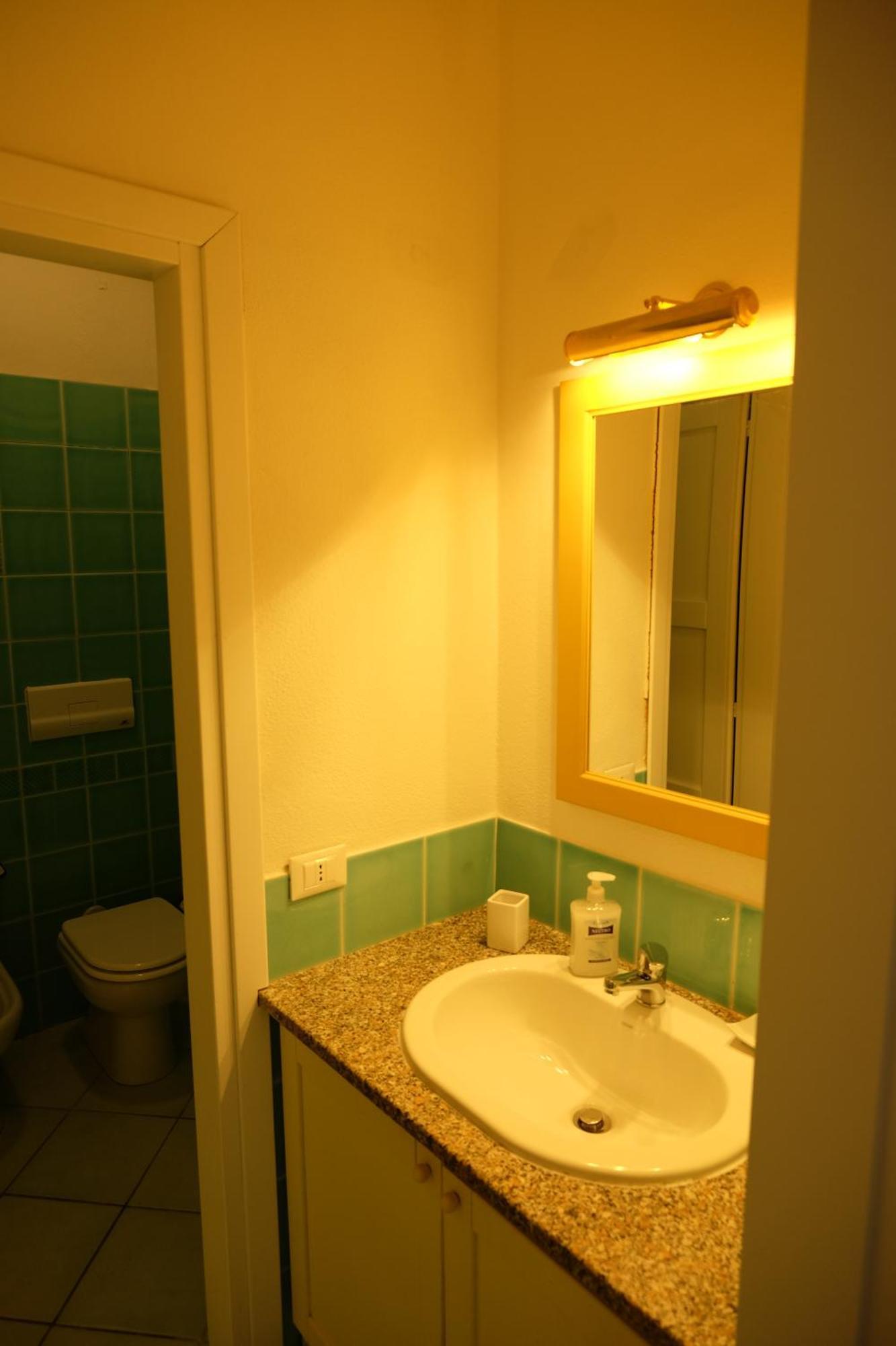 Calarossa Sardinia Apartments Isola Rossa Eksteriør bilde