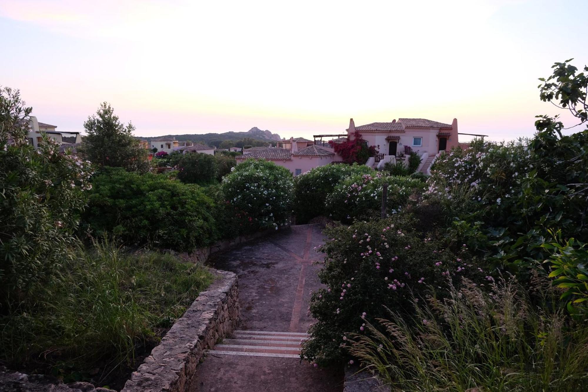 Calarossa Sardinia Apartments Isola Rossa Eksteriør bilde