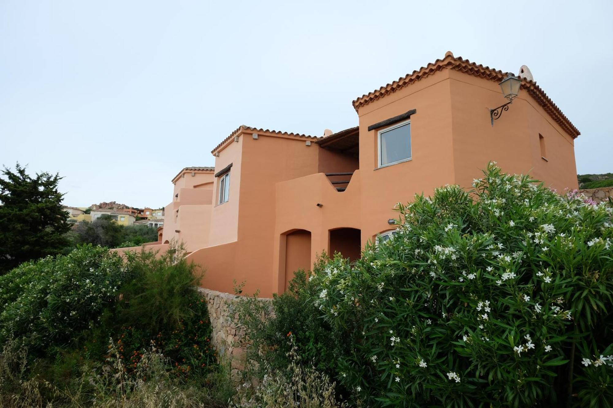 Calarossa Sardinia Apartments Isola Rossa Eksteriør bilde
